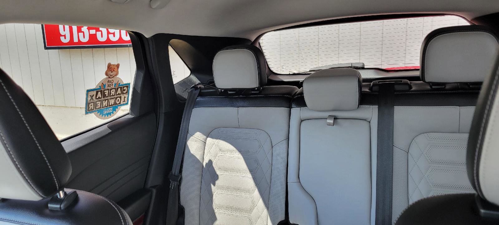 Used 2024 Ford Escape Platinum w/ Premium Technology Package image 25