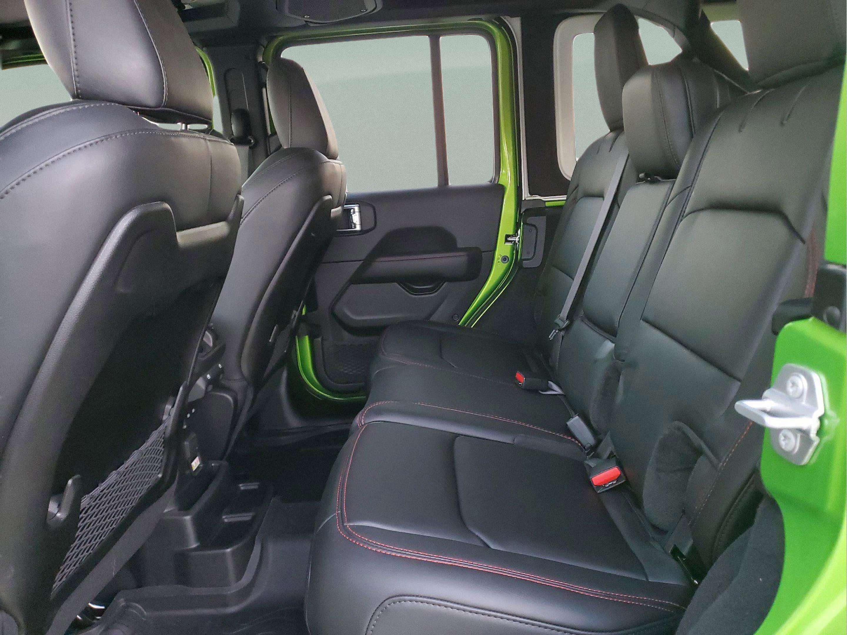 Certified 2025 Jeep Wrangler Unlimited Rubicon image 9