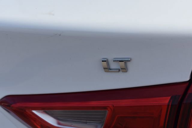 Used 2023 Chevrolet Malibu LT image 11