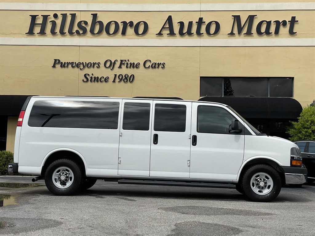 Used 2012 Chevrolet Express 3500 LT w/ LT Preferred Equipment Group RWD image 4