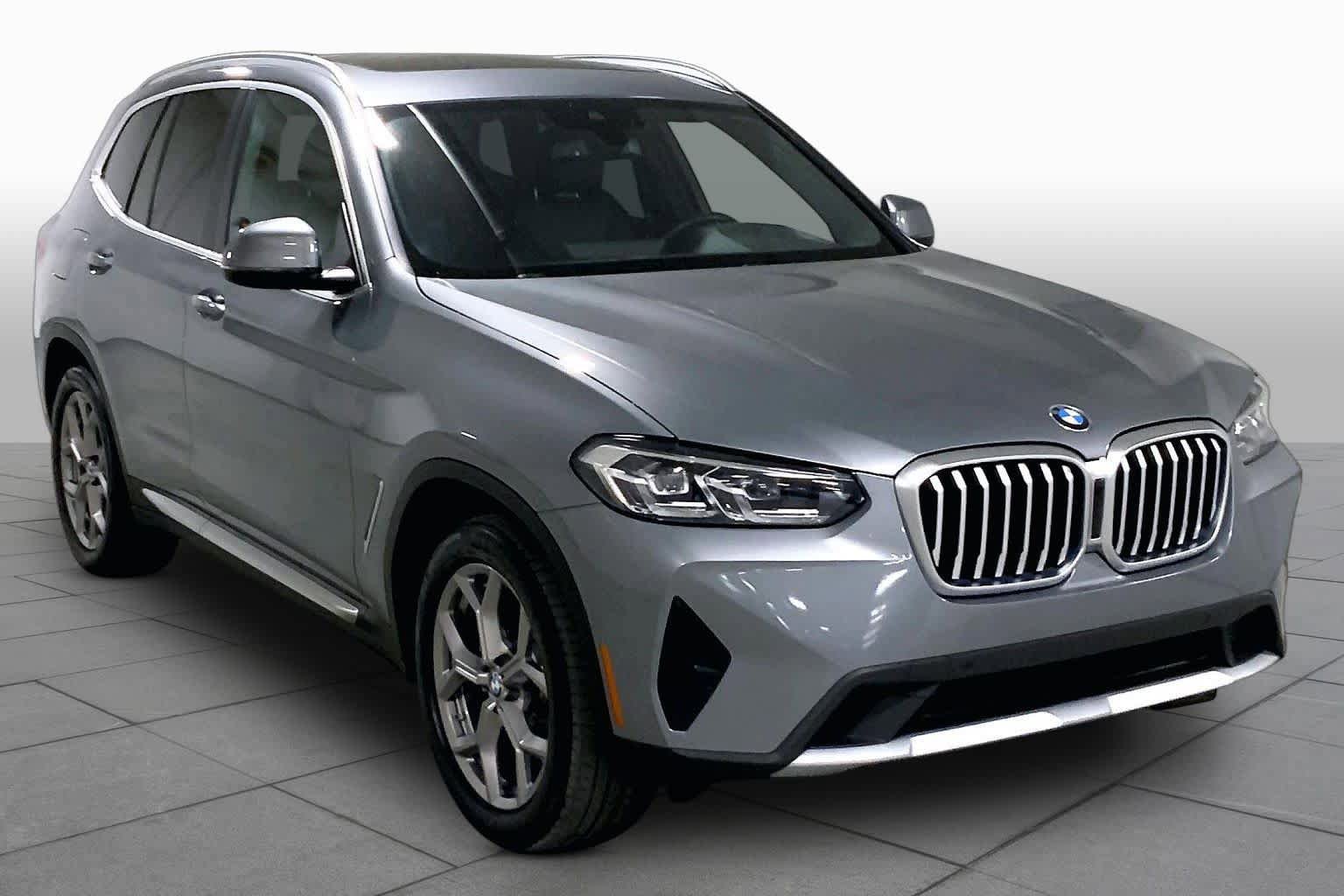 Used 2023 BMW X3 sDrive30i w/ Convenience Package RWD image 2