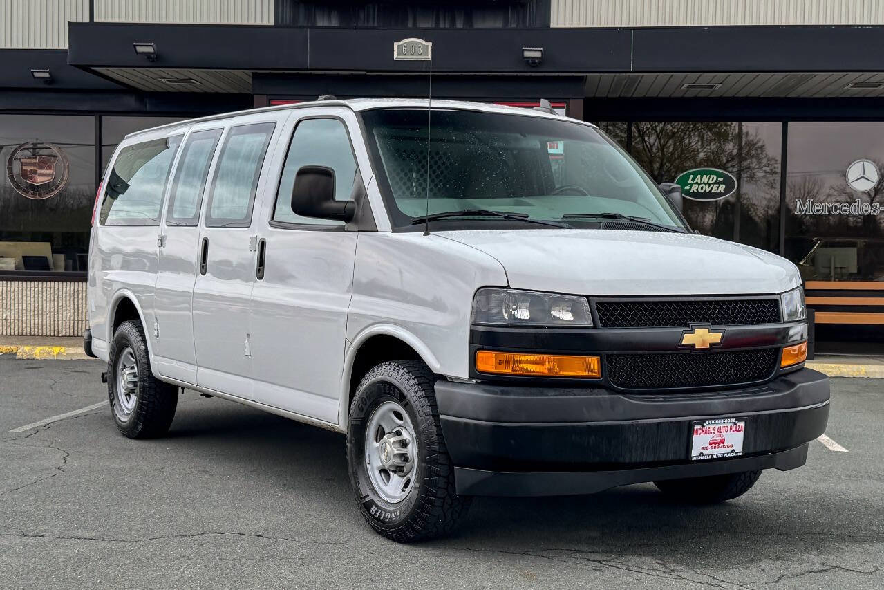 Used 2020 Chevrolet Express 2500 w/ Driver Convenience Package RWD image 1
