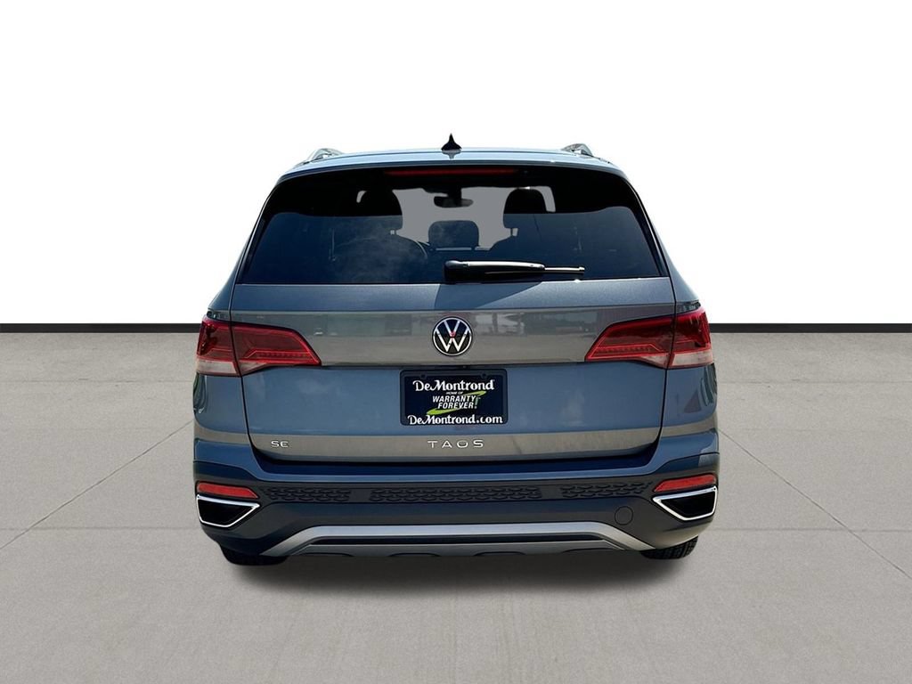 Used 2024 Volkswagen Taos SE FWD image 5