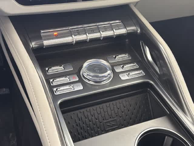 New 2026 Lincoln Nautilus Premier AWD/4WD image 6