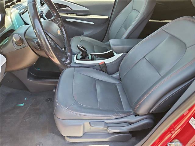 Used 2021 Chevrolet Bolt Premier w/ Infotainment Package FWD image 21