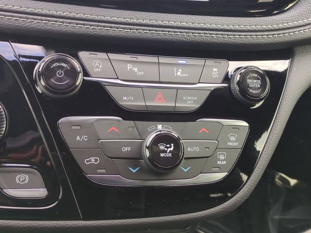 New 2026 Chrysler Pacifica Select FWD image 18