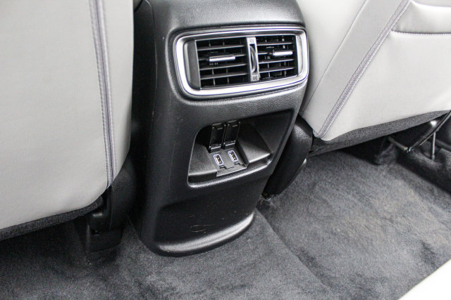 Used 2019 Honda CR-V Touring image 25