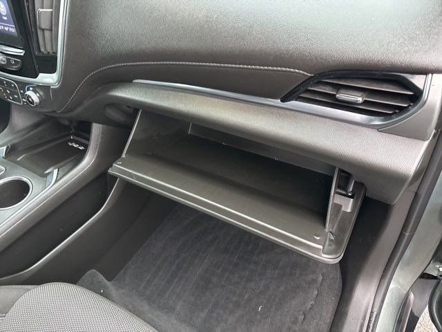 Used 2022 Chevrolet Traverse LT w/ LPO, Floor Liner Package image 44