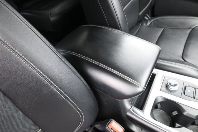 Used 2022 Ford Explorer Limited w/ Equipment Group 301A AWD/4WD image 35