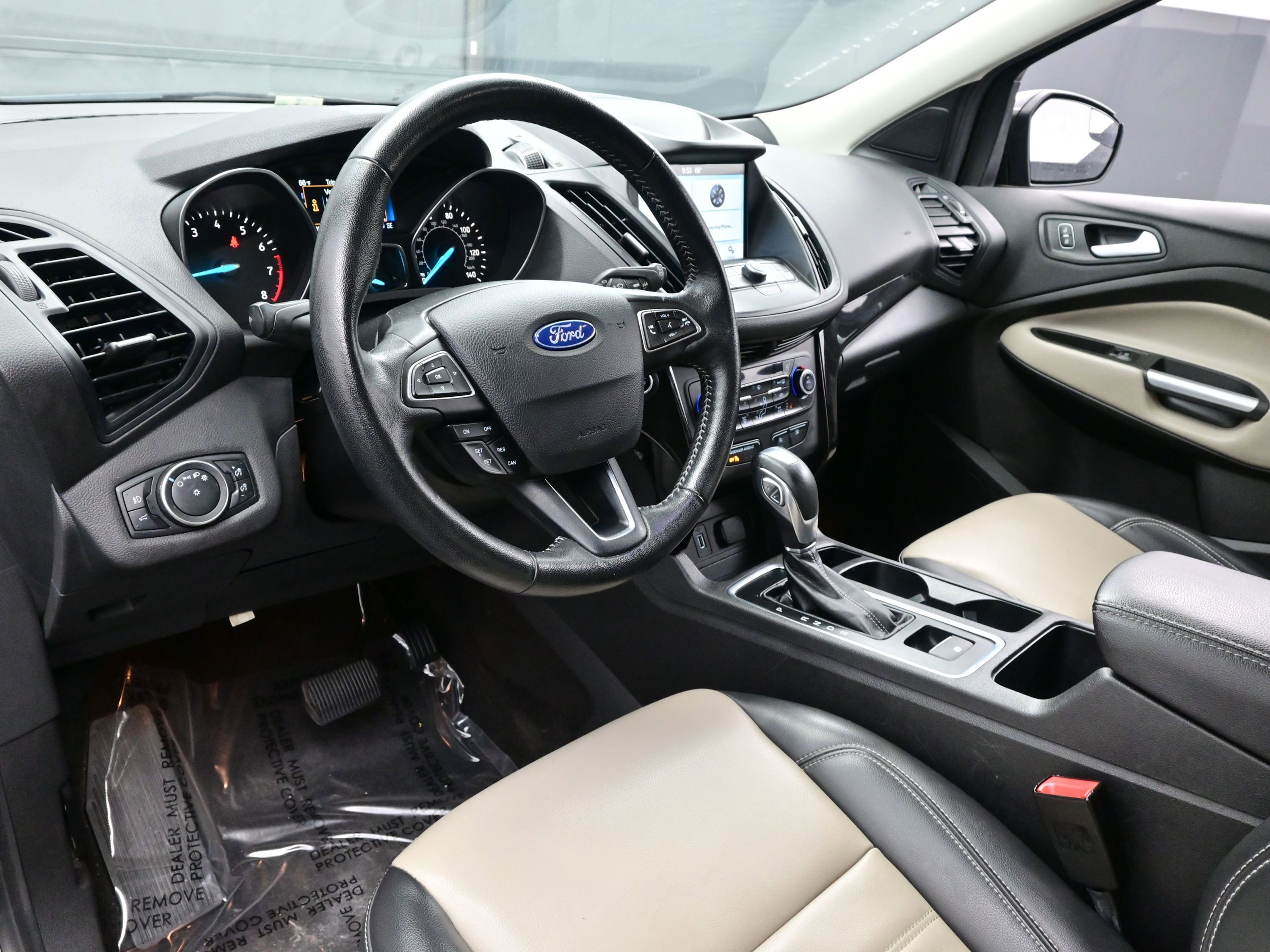 Used 2019 Ford Escape SEL image 13