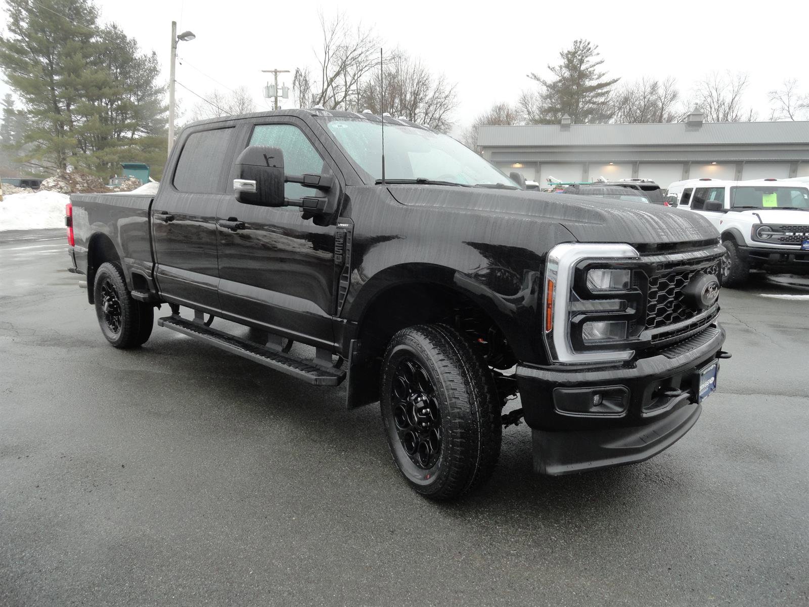 New 2026 Ford F250 Lariat w/ Black Appearance Package image 3