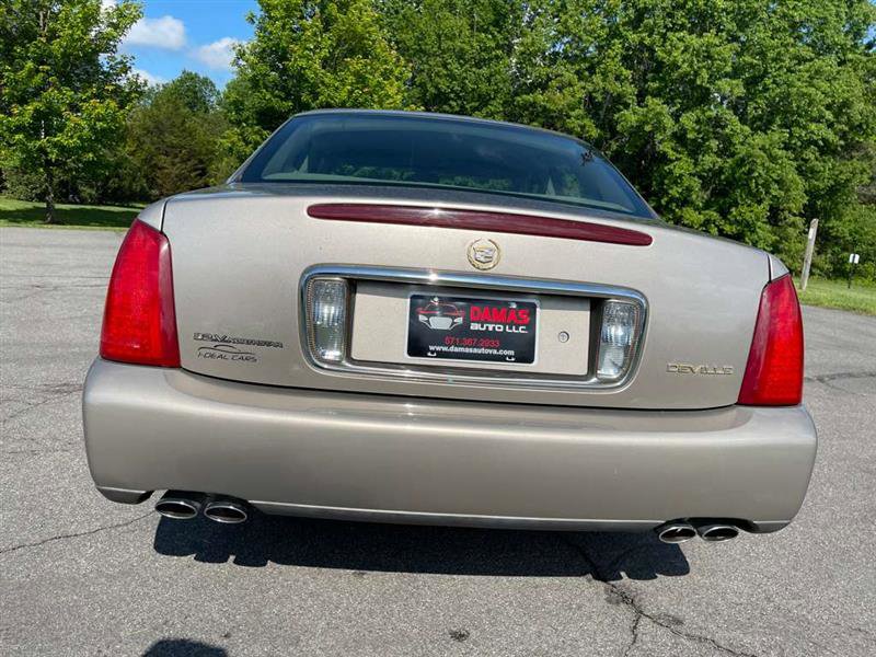 Used 2003 Cadillac De Ville w/ Comfort & Convenience Package FWD image 58