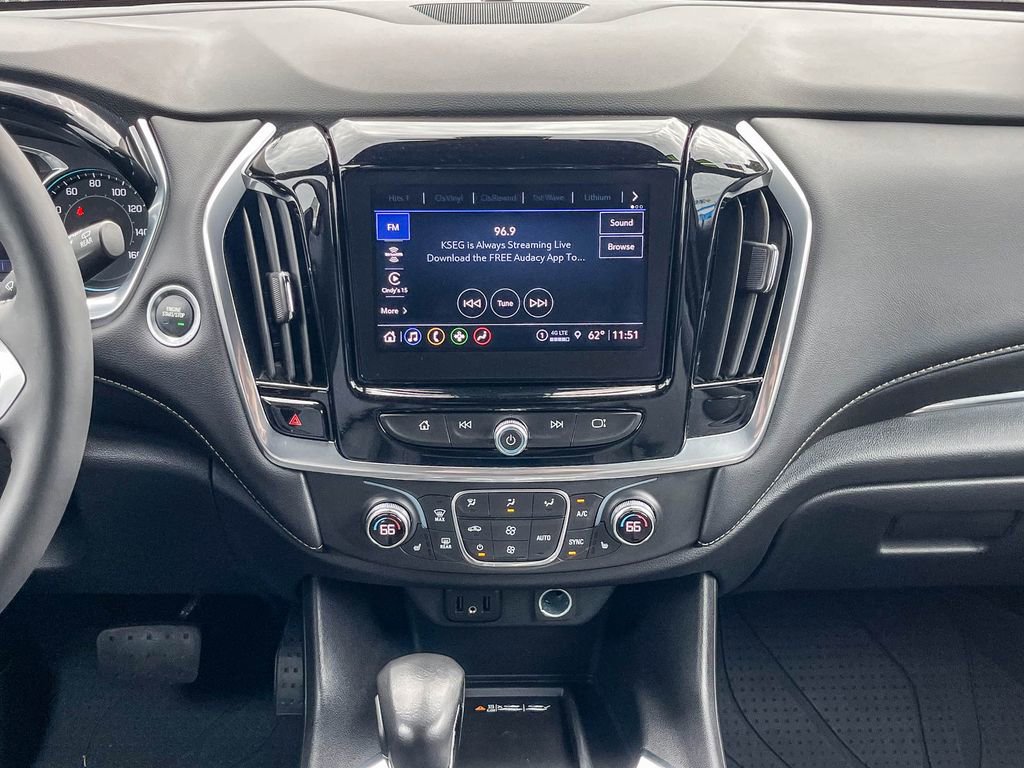 Used 2022 Chevrolet Traverse LT w/ LPO, Floor Liner Package image 20