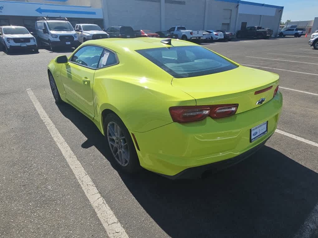 Used 2019 Chevrolet Camaro LT RWD image 6