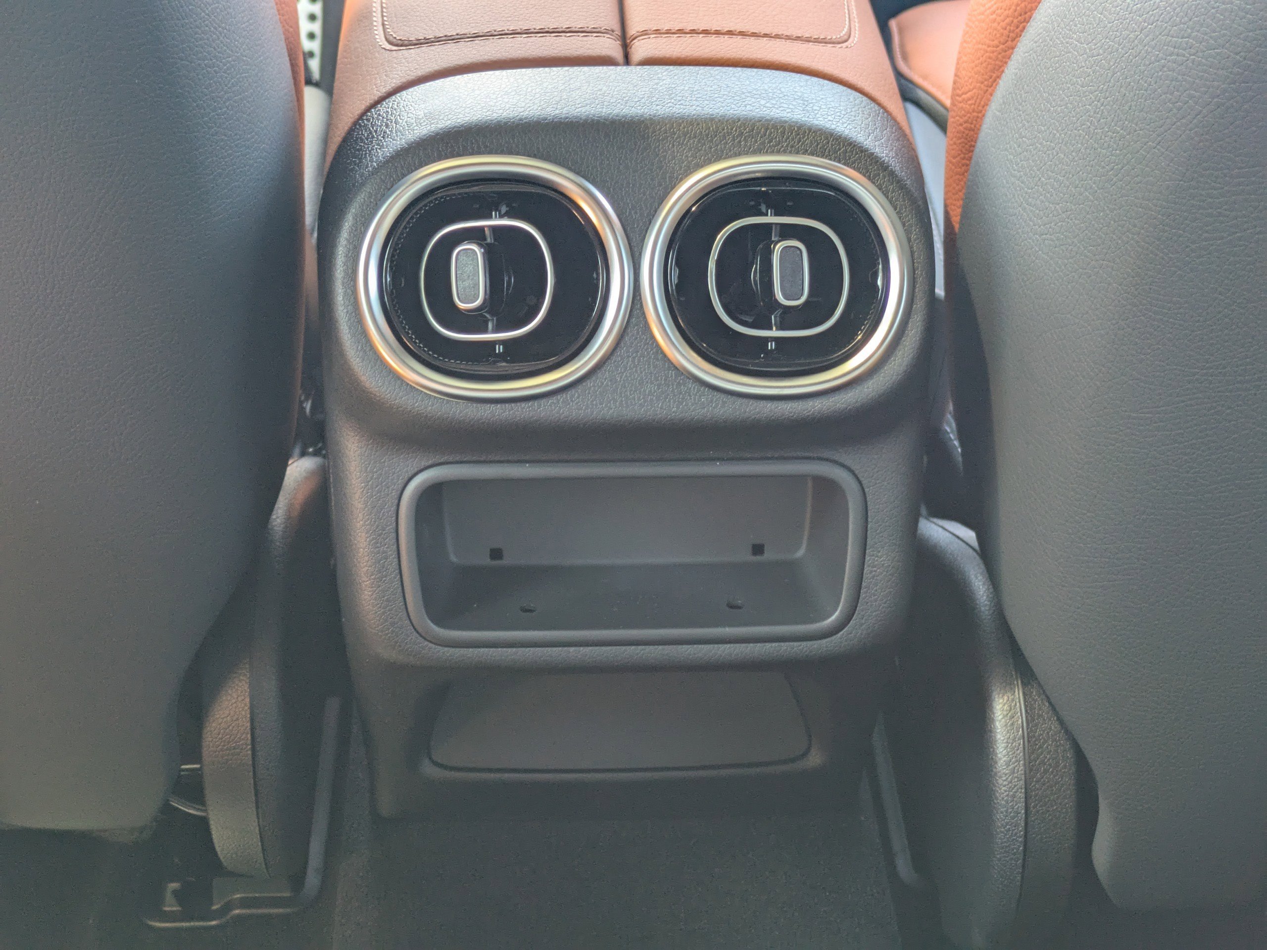 New 2026 Mercedes-Benz GLC 43 AMG 4MATIC Coupe image 16