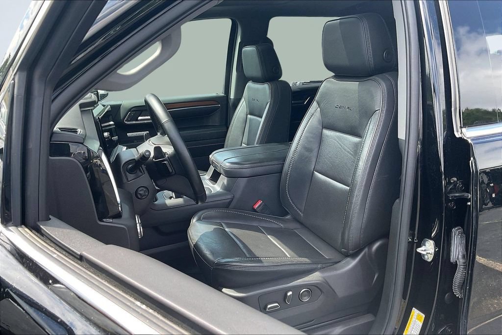 Used 2024 GMC Sierra 1500 Denali w/ Denali Reserve Package AWD/4WD image 24
