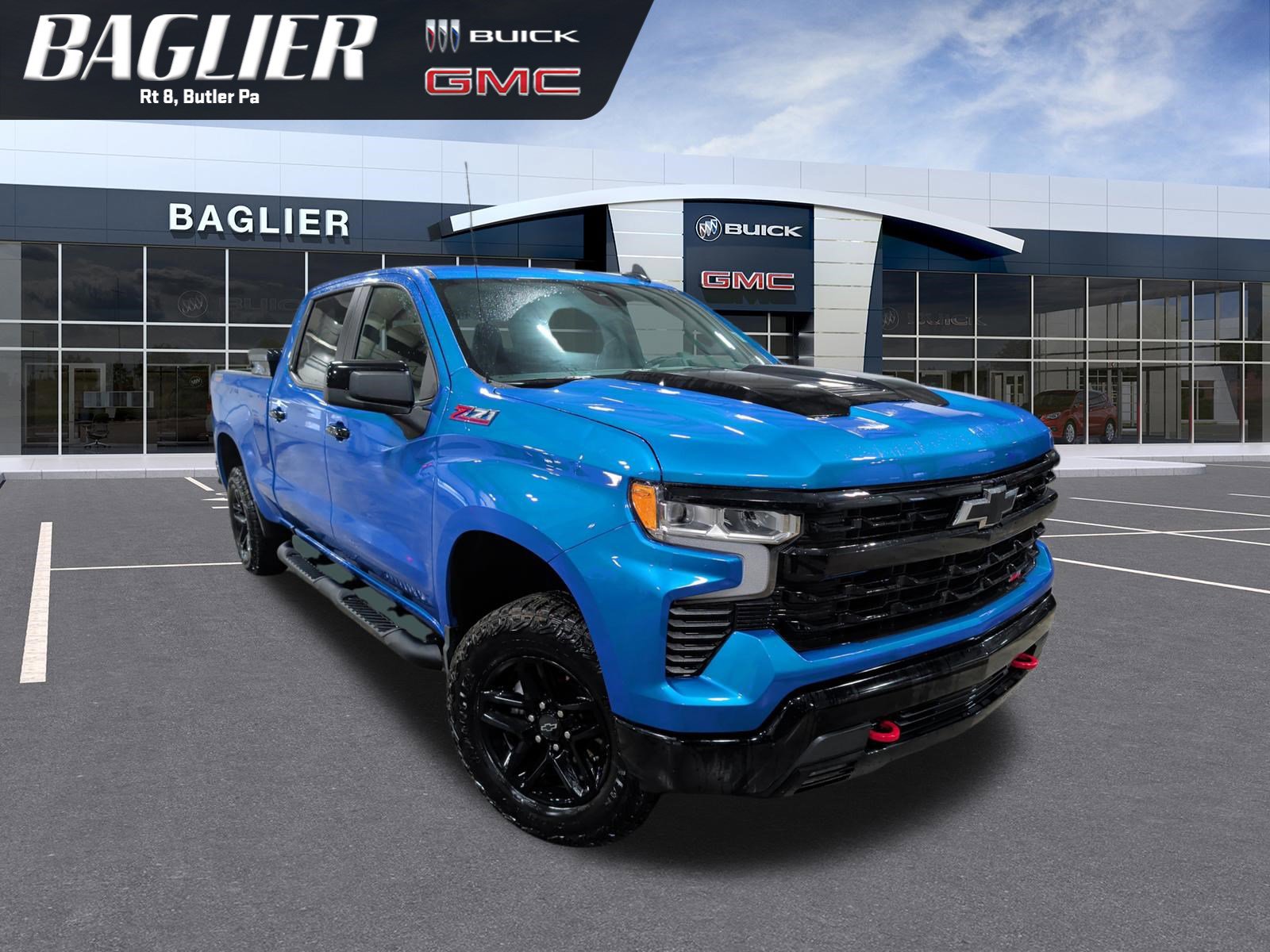 Used 2025 Chevrolet Silverado 1500 LT Trail Boss w/ Convenience Package II image 1