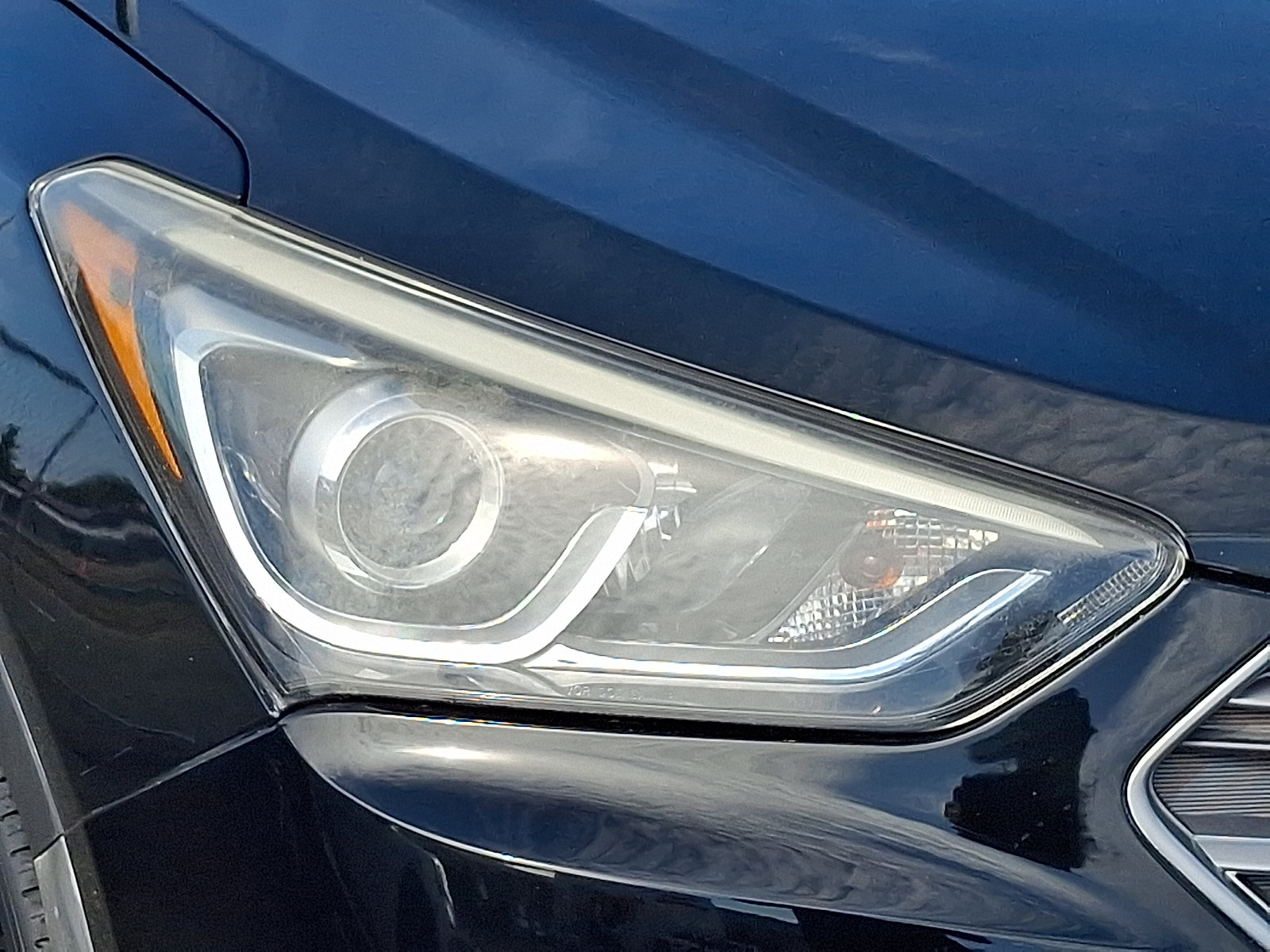 Used 2018 Hyundai Santa Fe Sport w/ 2.0T Ultimate Tech Package 05 AWD/4WD image 10