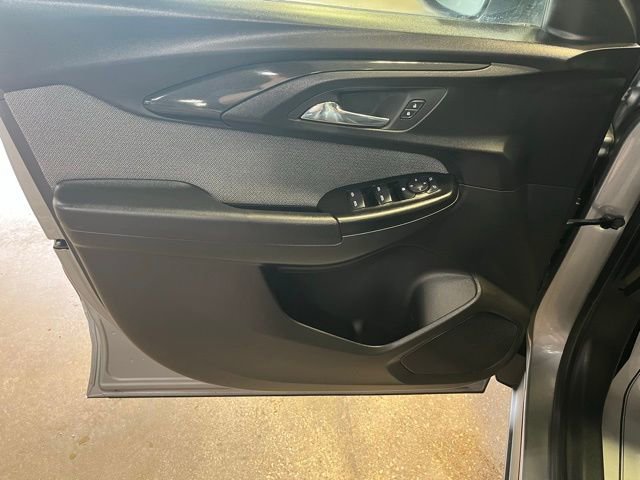 Used 2023 Chevrolet TrailBlazer LS AWD/4WD image 13