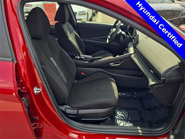 Certified 2025 Hyundai Elantra Sport image 23