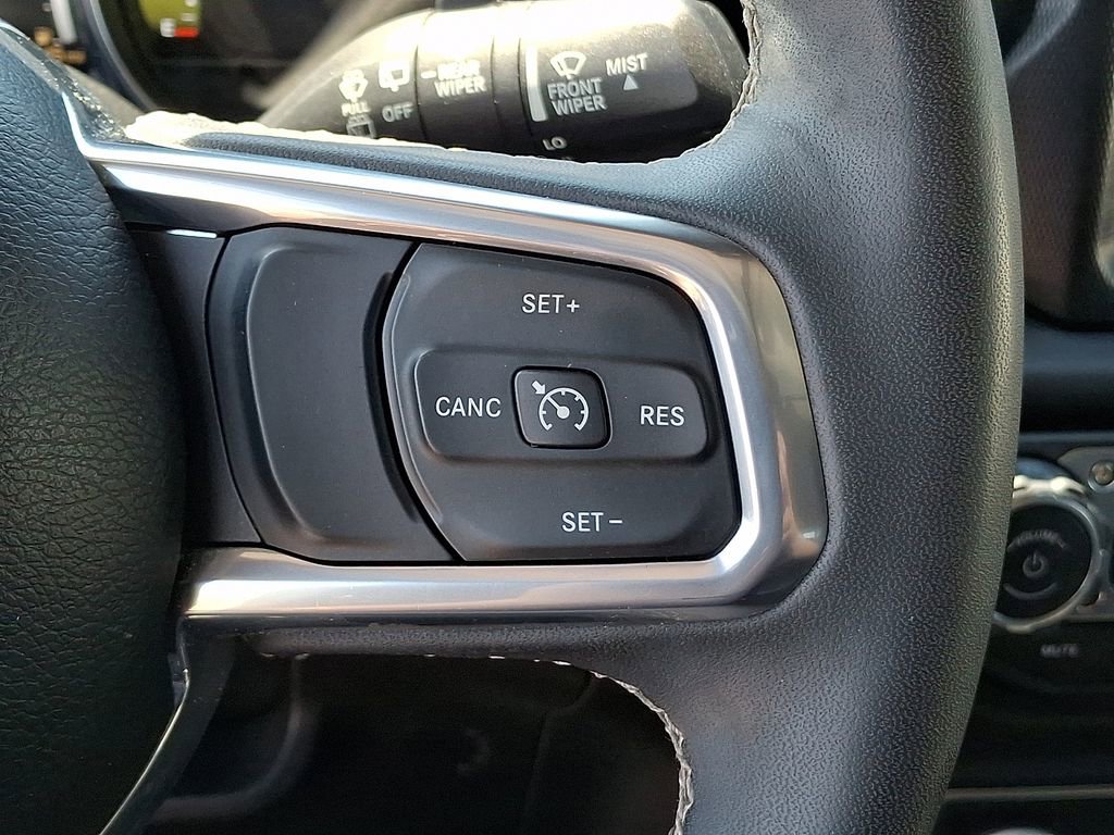 Used 2023 Jeep Wrangler Unlimited Sahara w/ Cold Weather Group AWD/4WD image 23