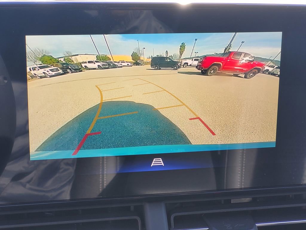 New 2026 Chevrolet Trax LT w/ Driver Confidence Package image 14