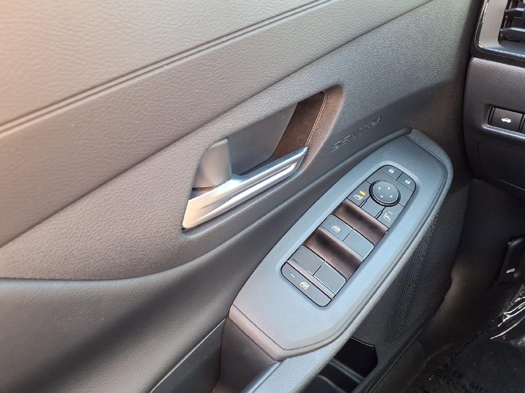 Used 2026 Nissan Sentra SV w/ SV Convenience Package FWD image 19