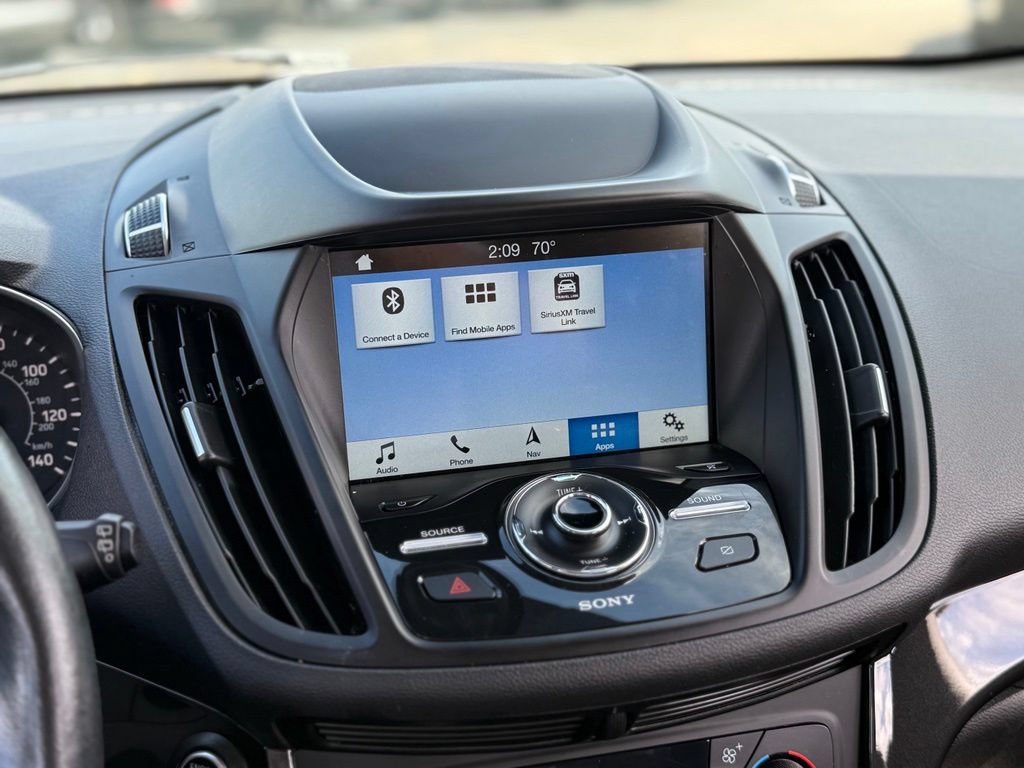 Used 2019 Ford Escape Titanium AWD/4WD image 23