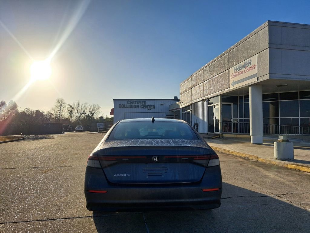Used 2023 Honda Accord LX image 7