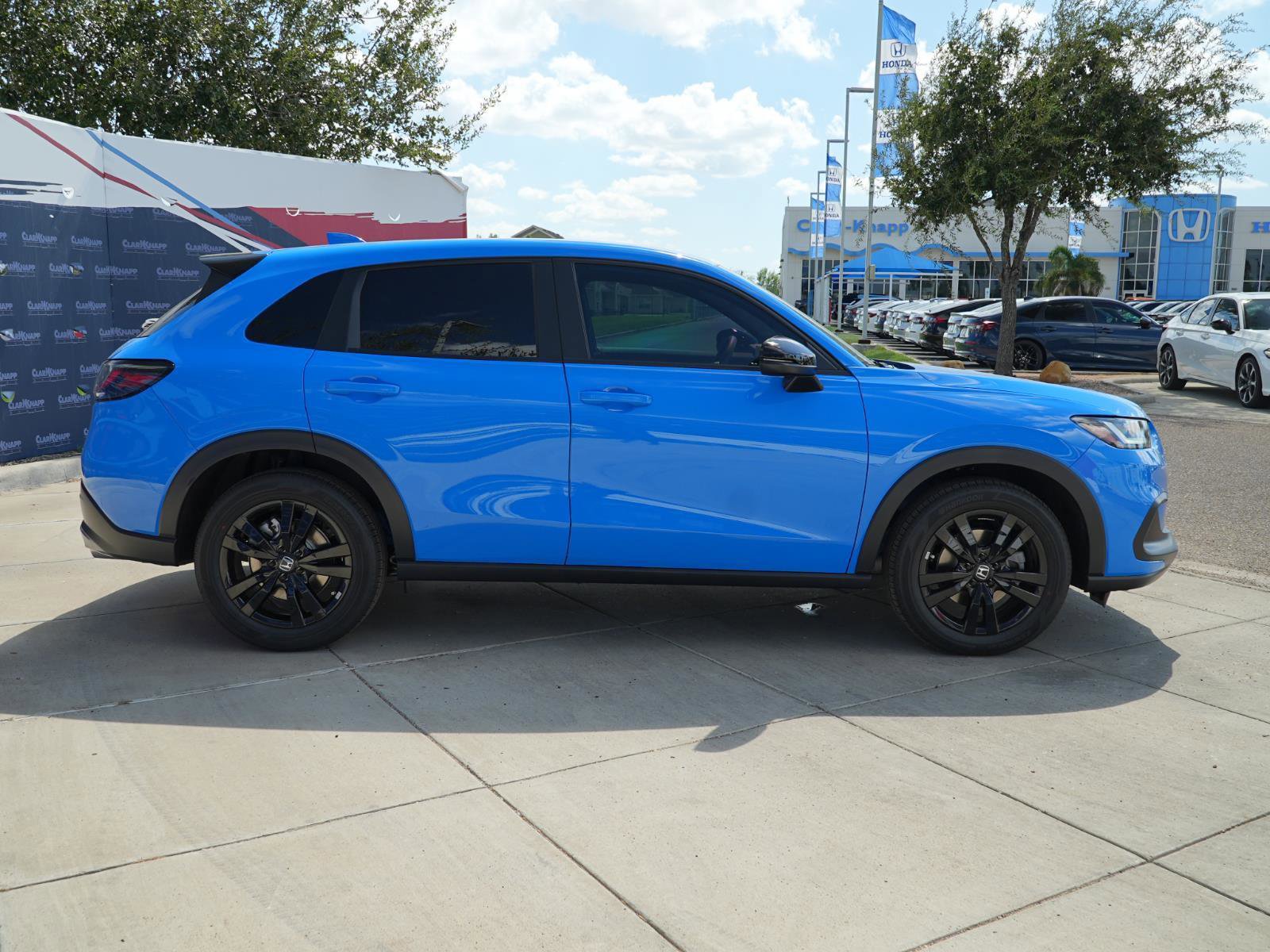 New 2026 Honda HR-V Sport image 4