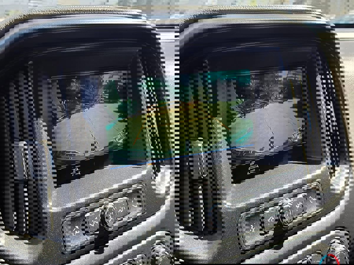 Used 2019 Chevrolet Colorado W/T w/ Custom Special Edition image 34