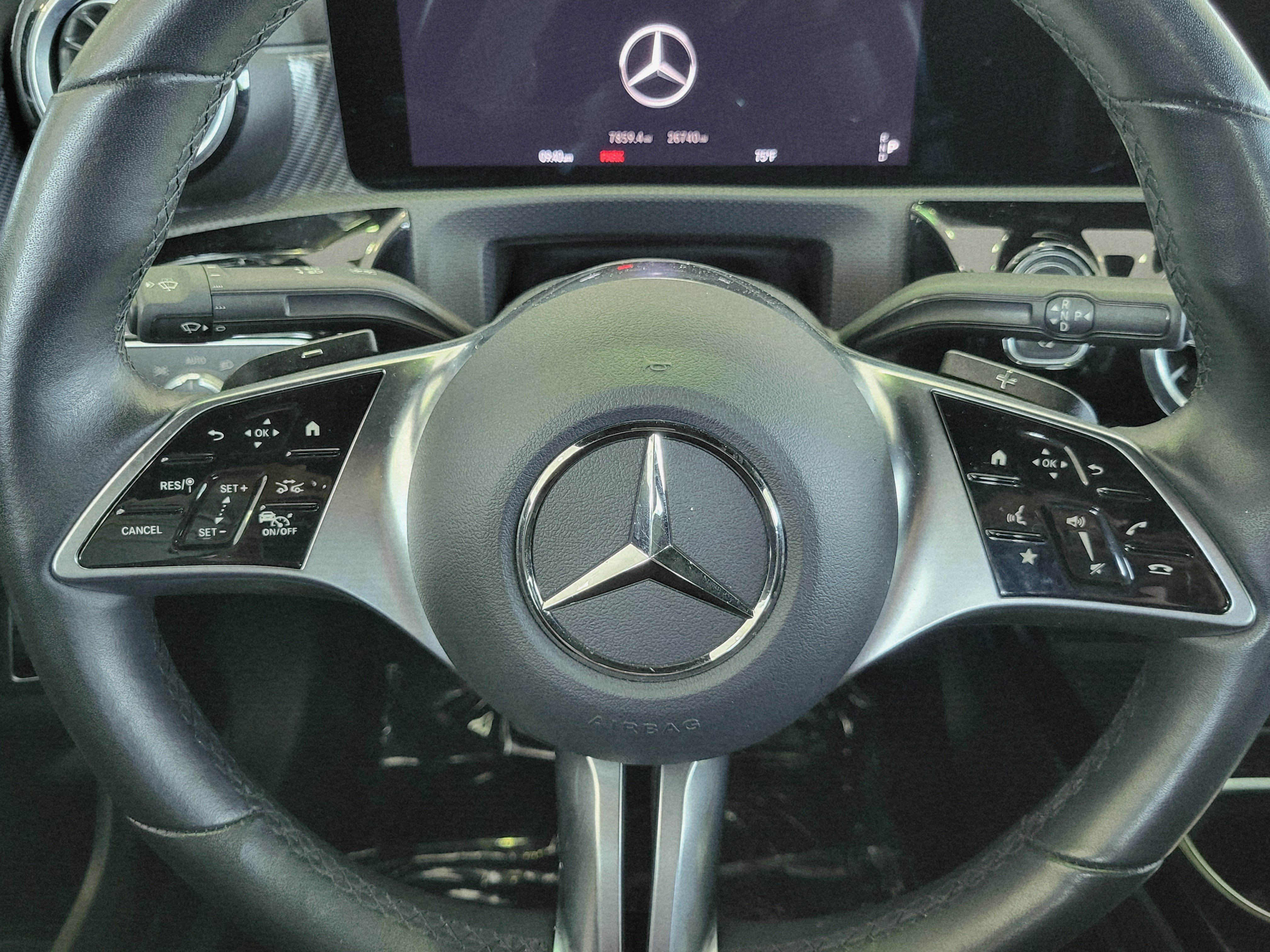 Used 2025 Mercedes-Benz CLA 250 4MATIC w/ Driver Assistance Package image 22