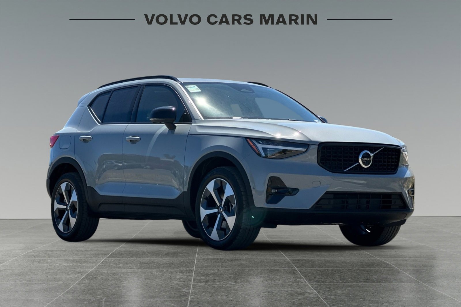 New 2026 Volvo XC40 B5 Plus w/ Protection Package Premier image 9