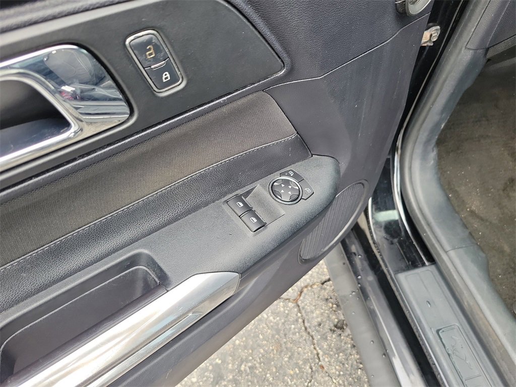 Used 2015 Ford Mustang Coupe w/ Equipment Group 051A image 9