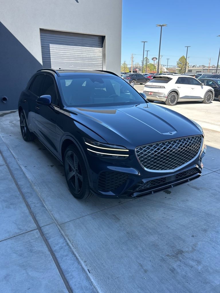 Used 2023 Genesis GV70 3.5T Sport w/ Sport Prestige Package image 3