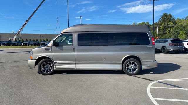 Used 2013 GMC Savana 2500 Extended RWD image 6