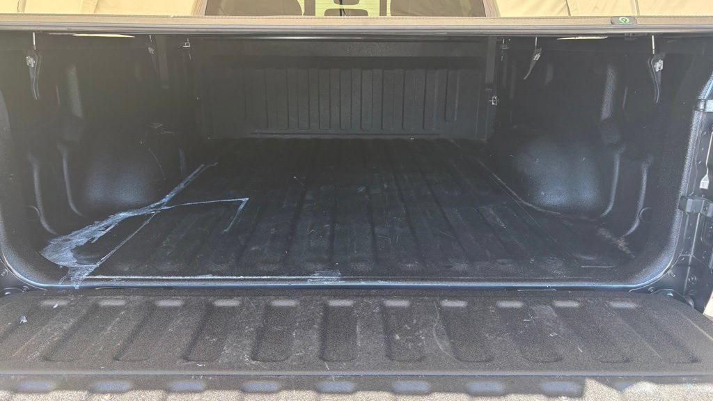 Used 2022 RAM 1500 Limited w/ Night Edition AWD/4WD image 4