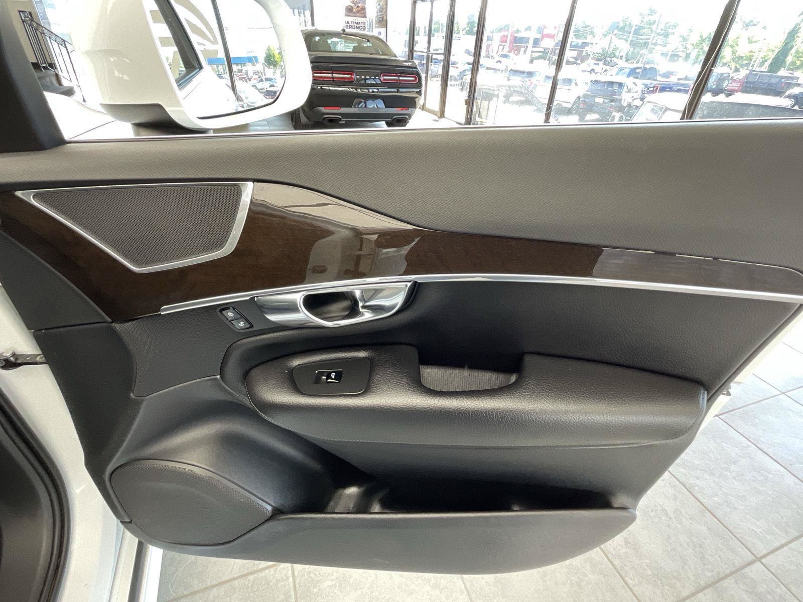 Used 2019 Volvo XC90 T6 Momentum w/ Advanced Package AWD/4WD image 8