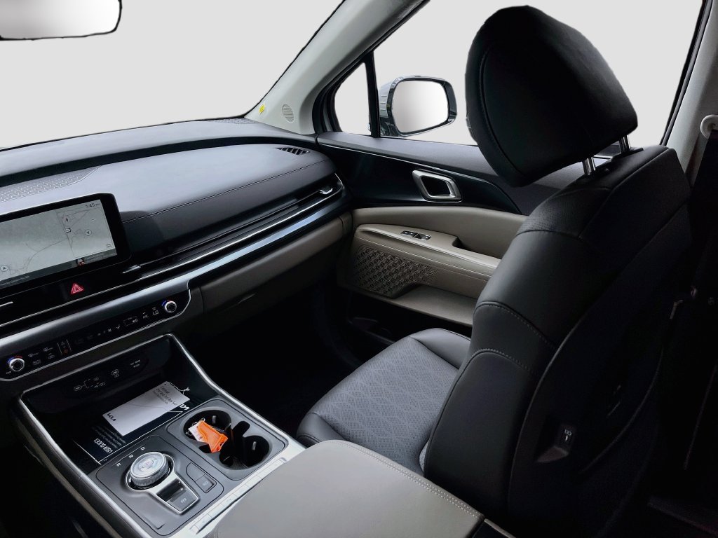 New 2027 Kia Carnival LXS FWD image 30