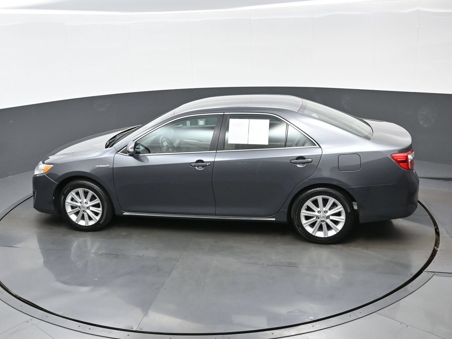 Used 2012 Toyota Camry XLE FWD image 36