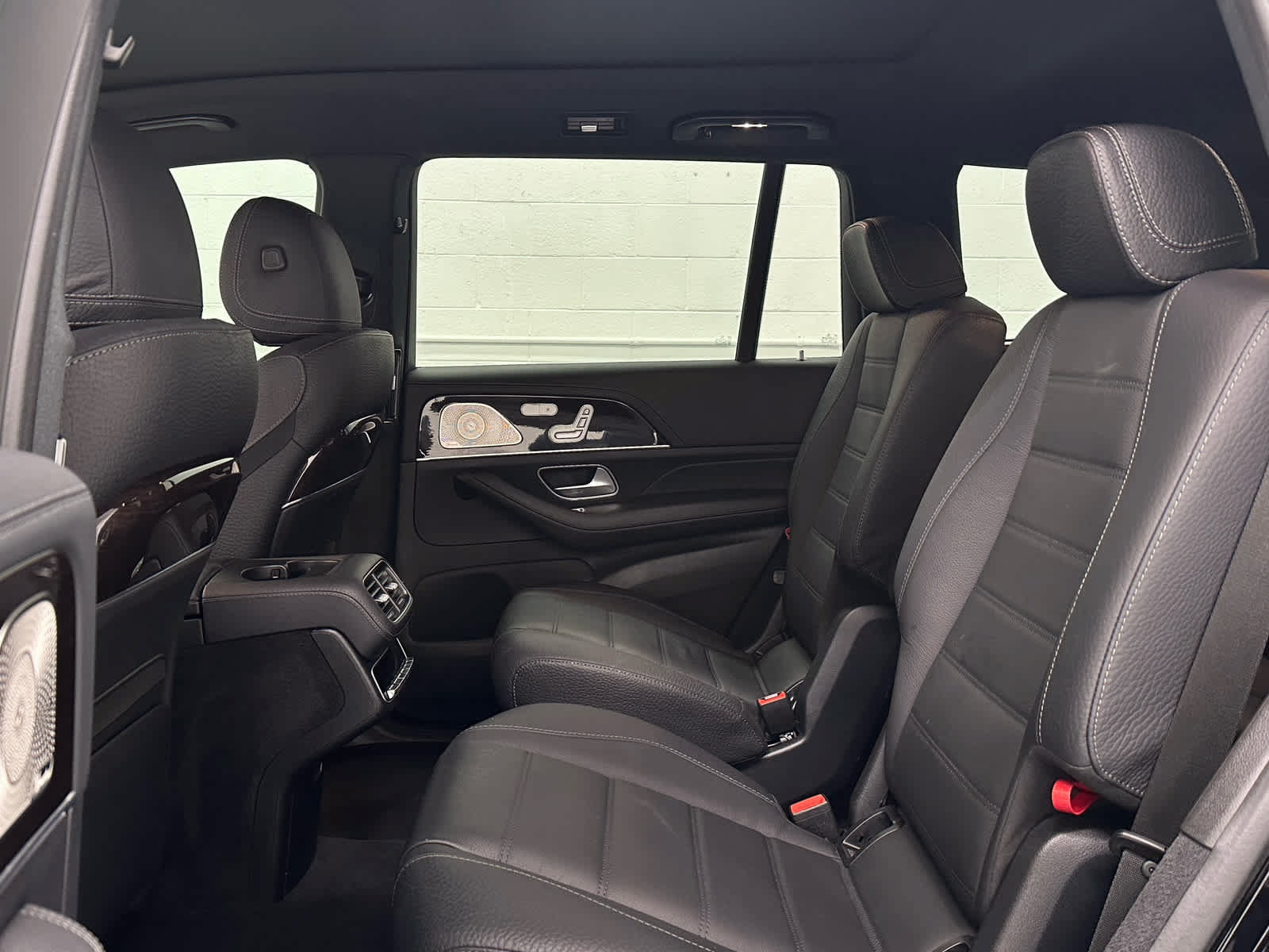 Used 2024 Mercedes-Benz GLS 450 4MATIC image 14