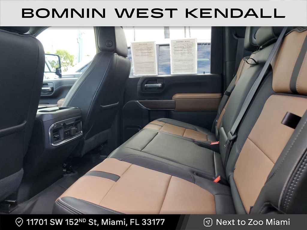 Used 2022 Chevrolet Silverado 2500 High Country w/ Z71 Off-Road Package image 6