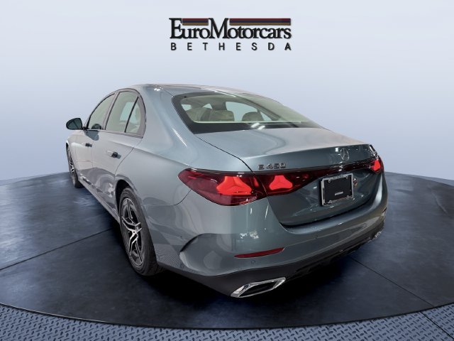 New 2027 Mercedes-Benz E 450 4MATIC Sedan image 2