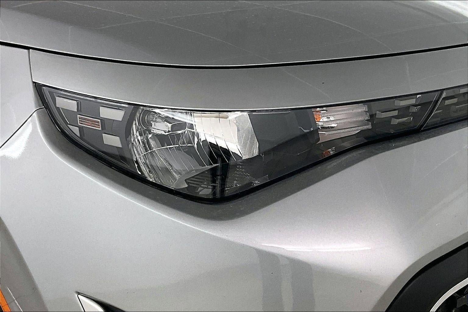Used 2025 Kia Soul LX FWD image 32