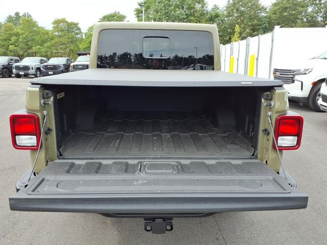 Certified 2025 Jeep Gladiator Sport AWD/4WD image 14