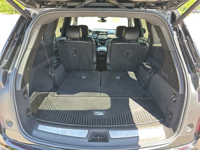 Used 2022 Cadillac XT6 Premium Luxury w/ Technology Package AWD/4WD image 31