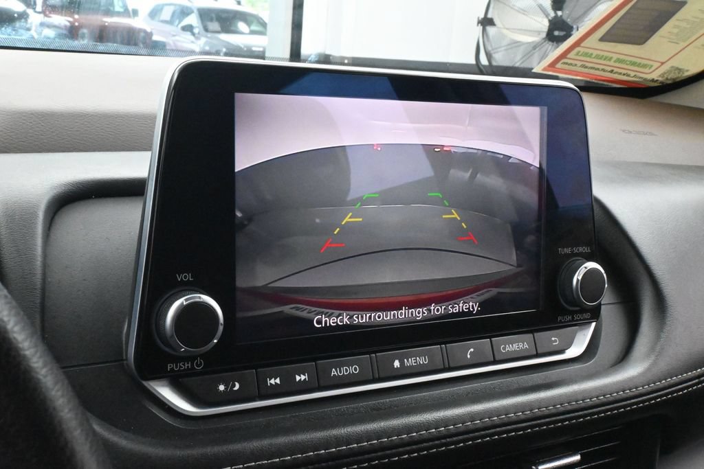 Used 2023 Nissan Rogue S FWD image 18