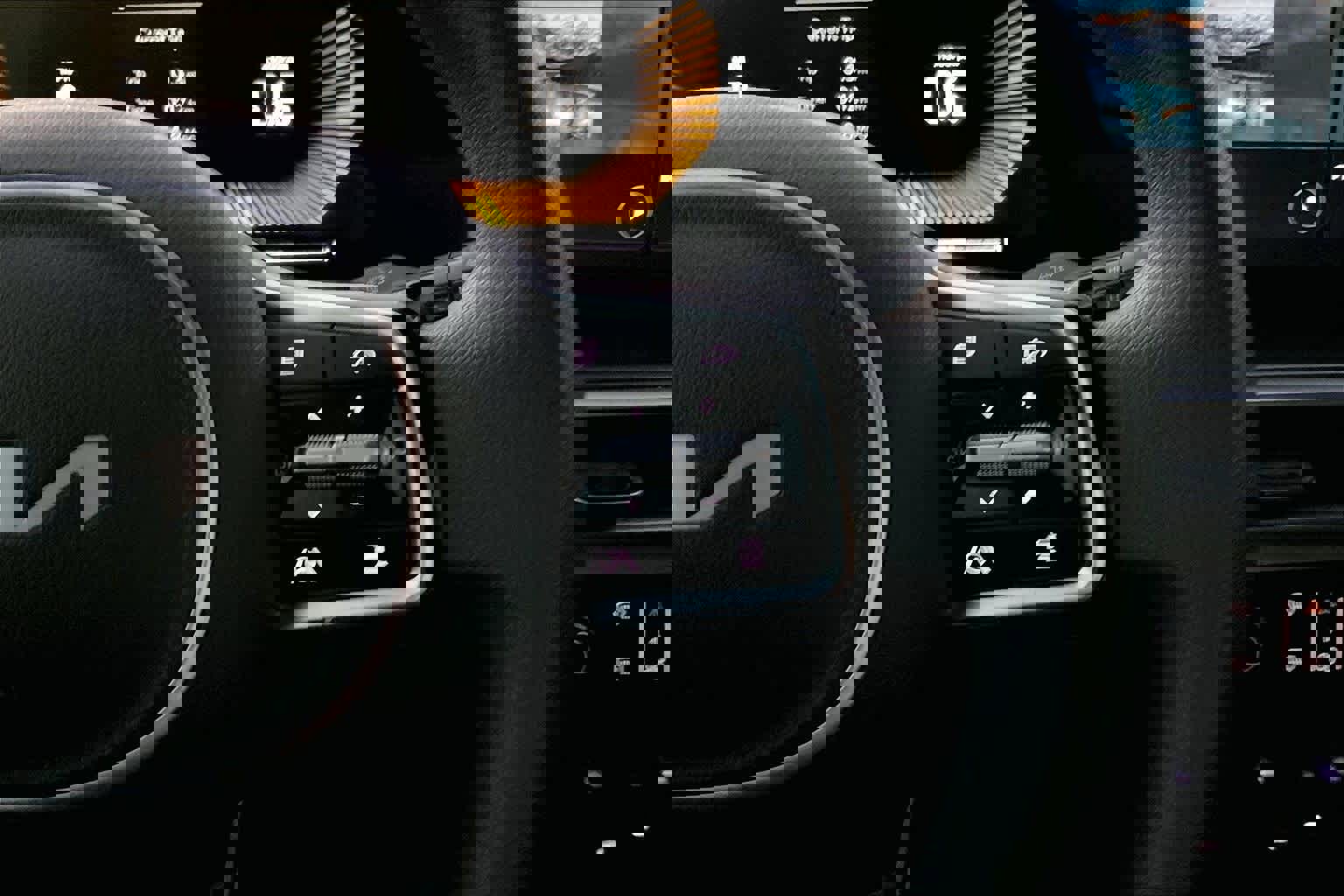 Certified 2024 Kia Sorento LX image 24