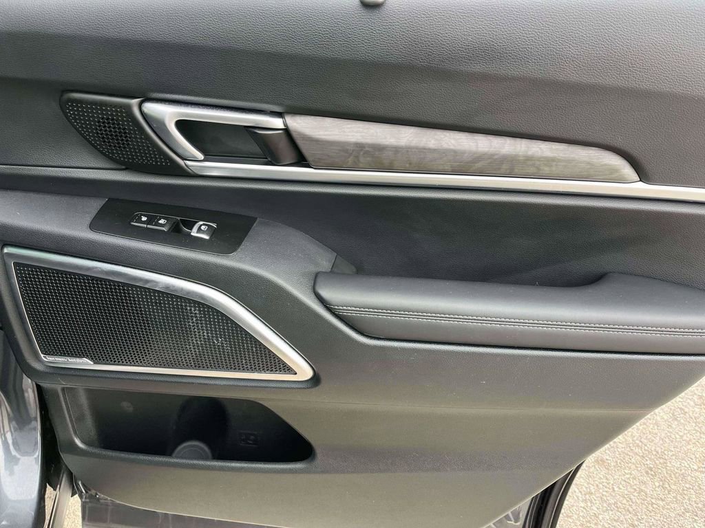 Used 2024 Kia Telluride SX Prestige X-Line image 9