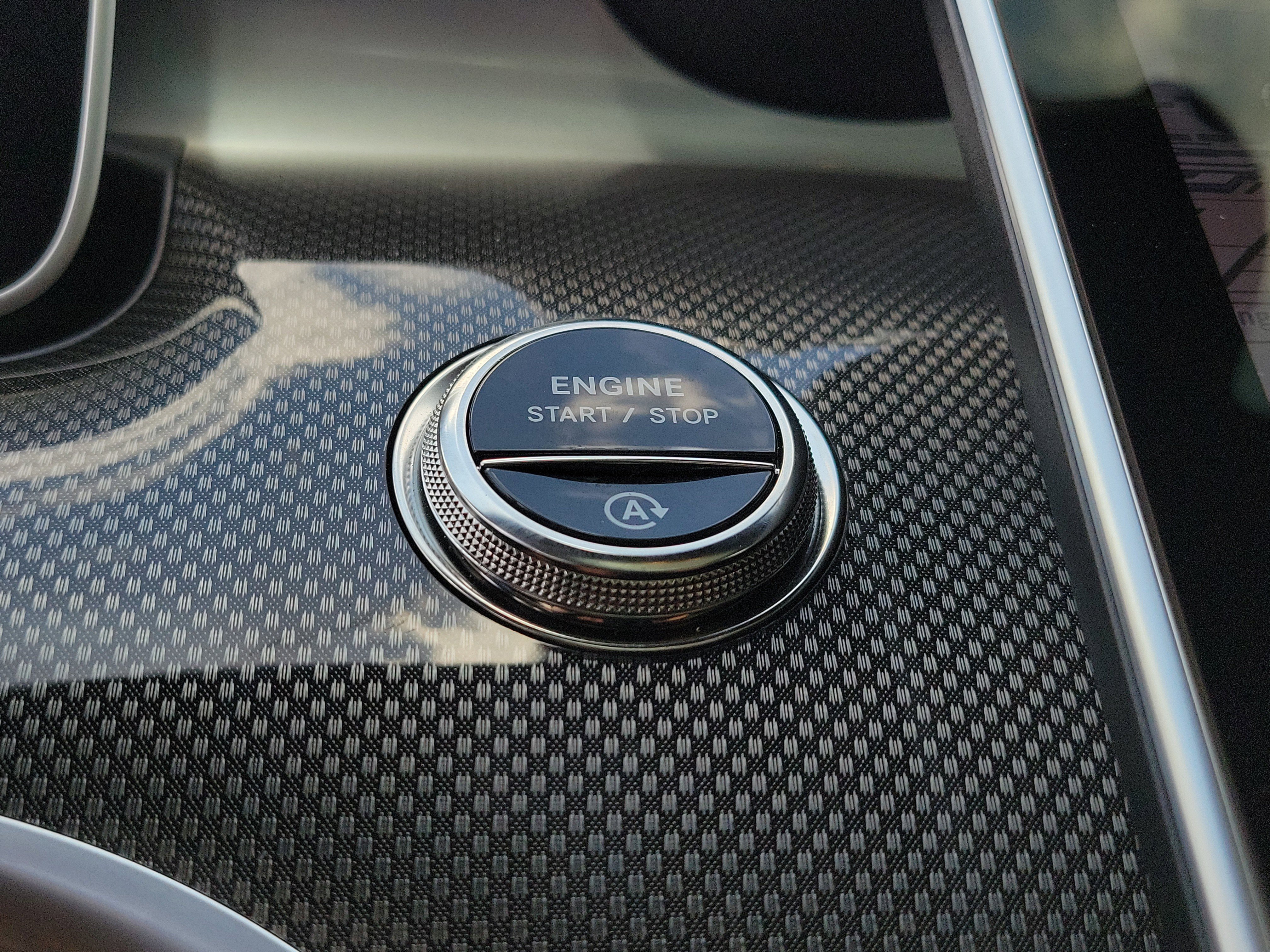 Certified 2026 Mercedes-Benz CLE 300 4MATIC Coupe image 31